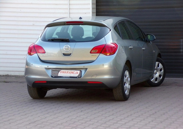 Opel Astra cena 23900 przebieg: 176000, rok produkcji 2010 z Drezdenko małe 436